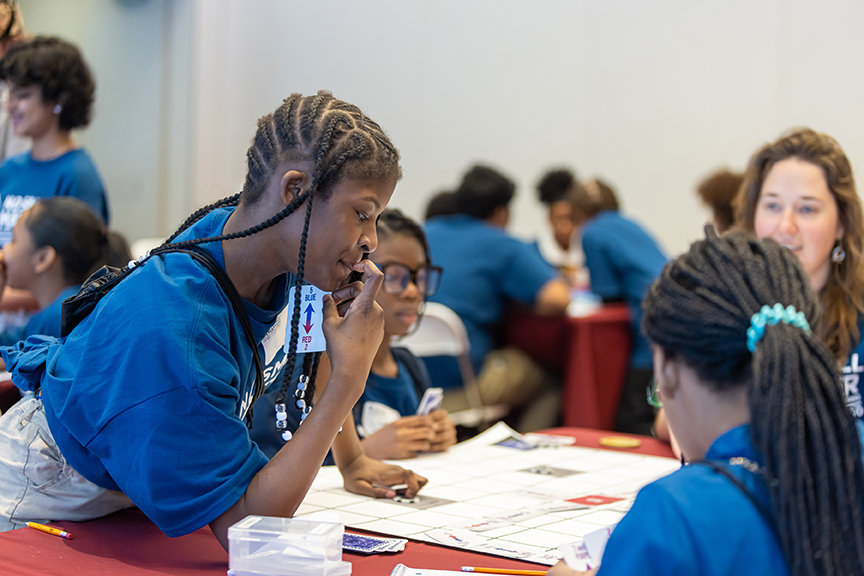 UChicago Pritzker Molecular Engineering’s 2025 No Small Matter Molecular Engineering Fair