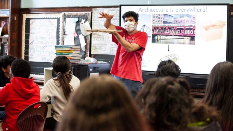Adarsh Suresh at a junior science cafe