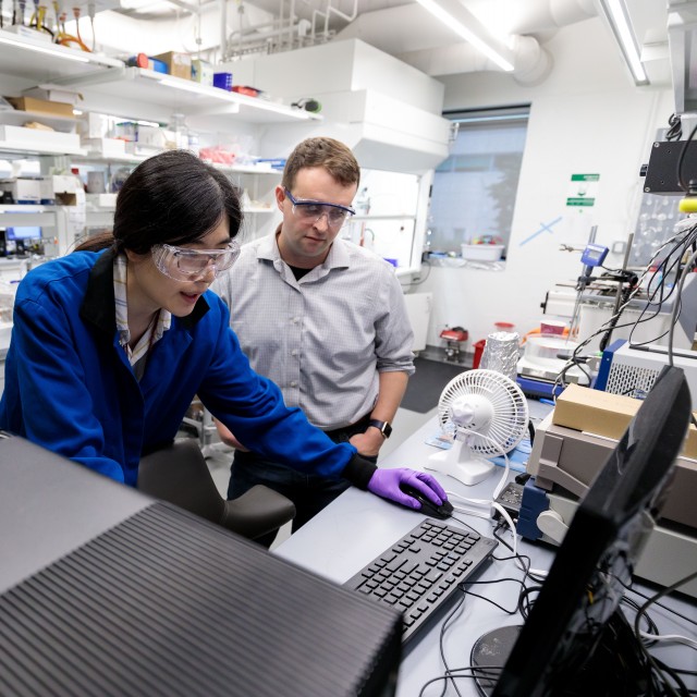 Esser-Kahn Lab