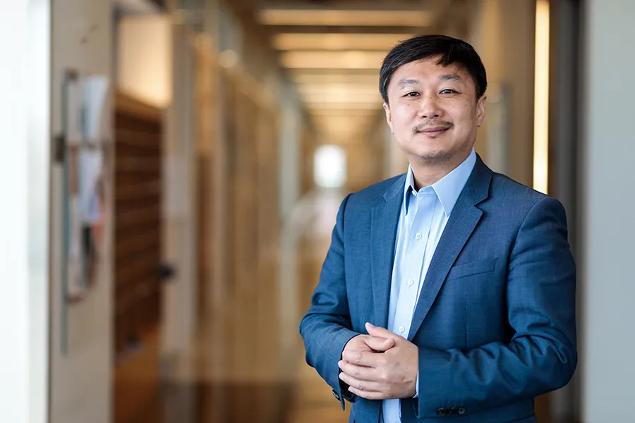 Pritzker School of Molecular Engineering at the University of Chicago Professor Junhong Chen