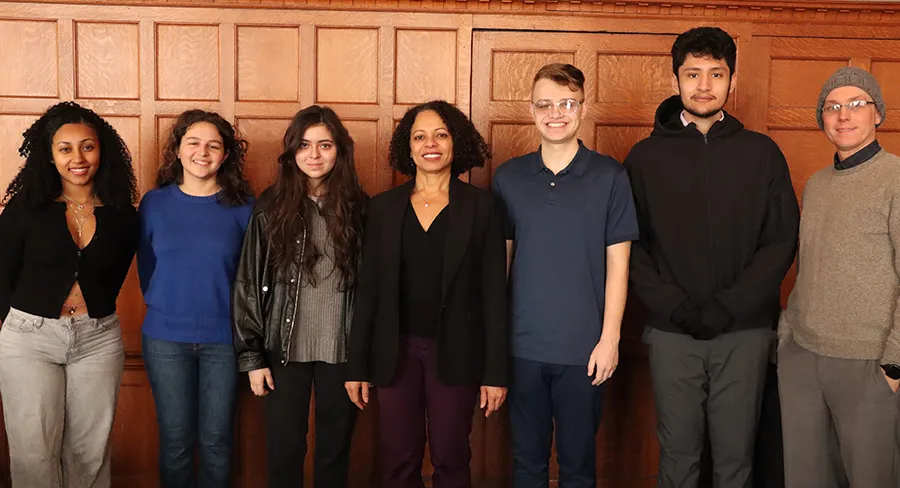 Class of 2028 University of Chicago Pritzker Scholars stand with UChicago Pritzker School of Molecular Engineering Dean Nadya Mason and said UChicago PME Director of Undergraduate Studies Mark Stoykovich
