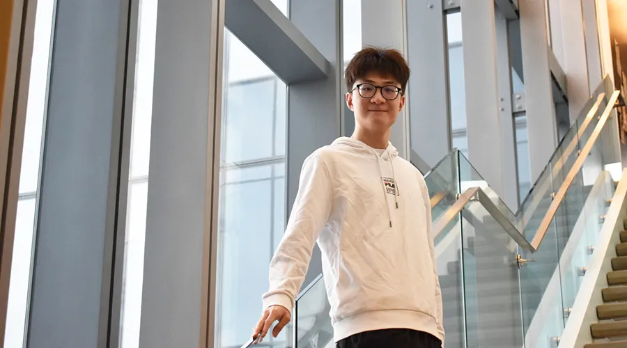 Yilong Zhou